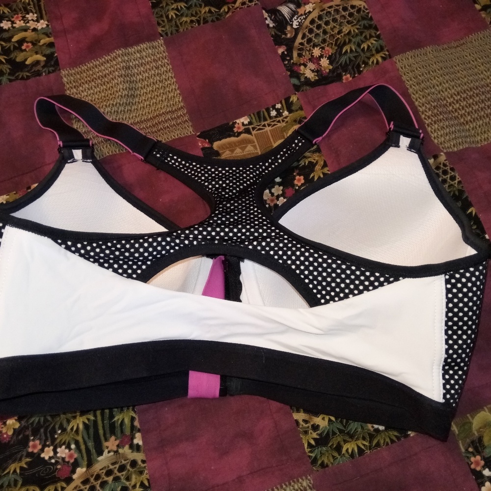 maidenform sports bra